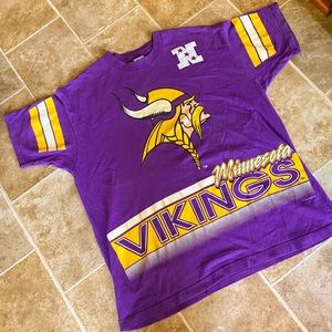 Vintage Minnesota Vikings T-shirt